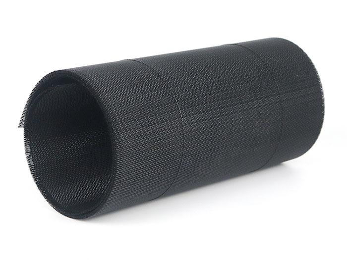 Antistatic mesh belt